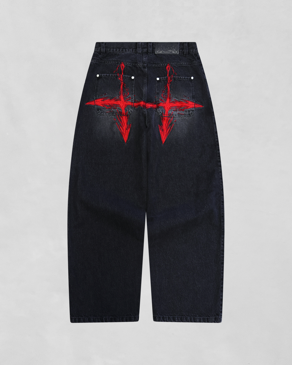PIERCING BLOOD JEANS