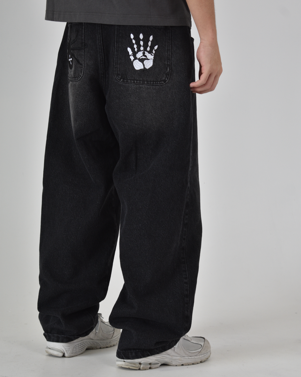 LUCIFER JEANS